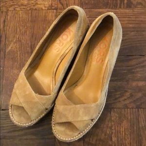 Michael Kors Tan Espadrilles
